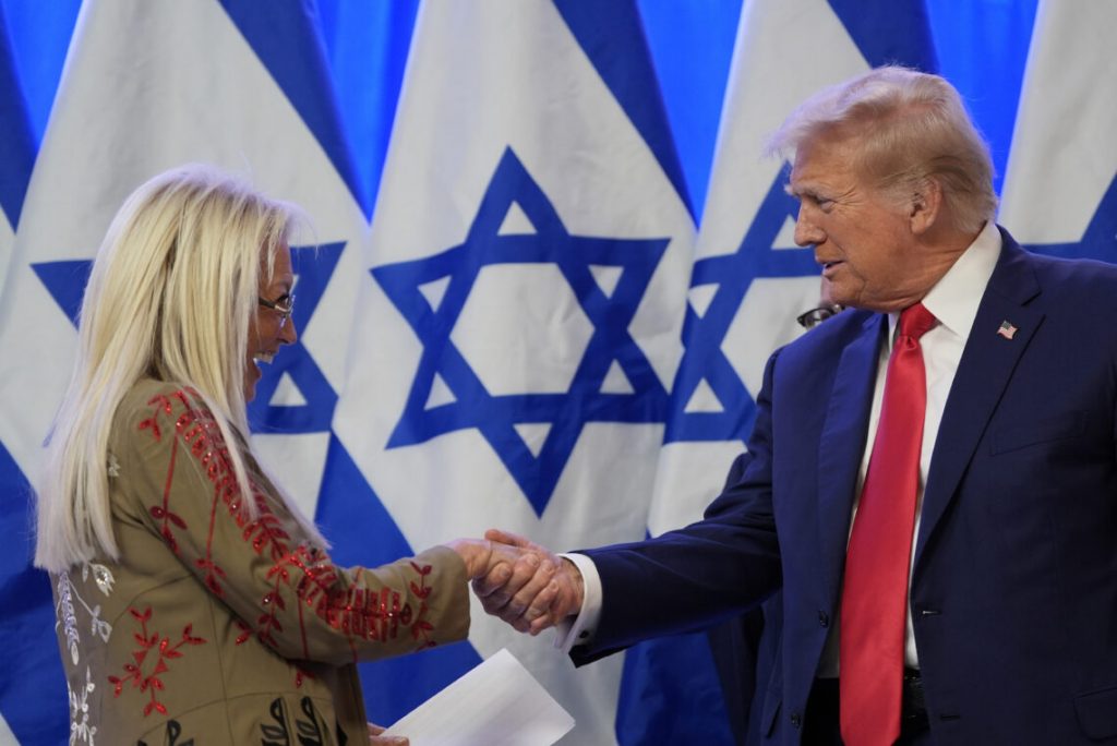 Trump Miriam Adelson